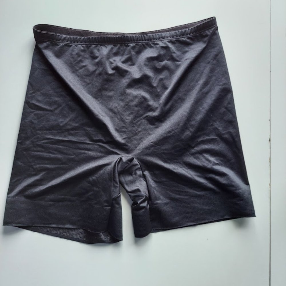 Lane Bryant Intimates Tummy and Butt Black Panty Shapewear - Plus Size 26/28